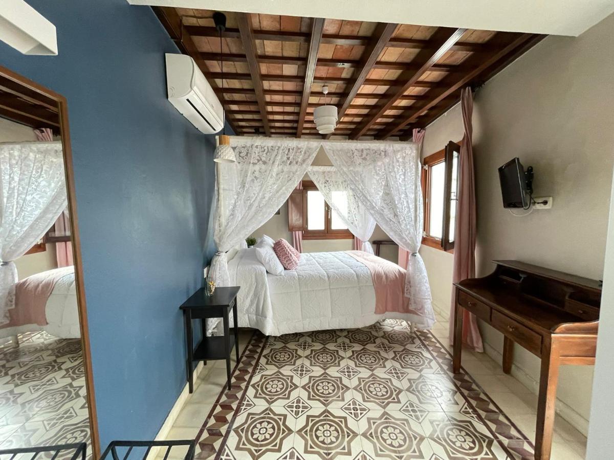 Vagamundos Hotel Tarifa Bagian luar foto