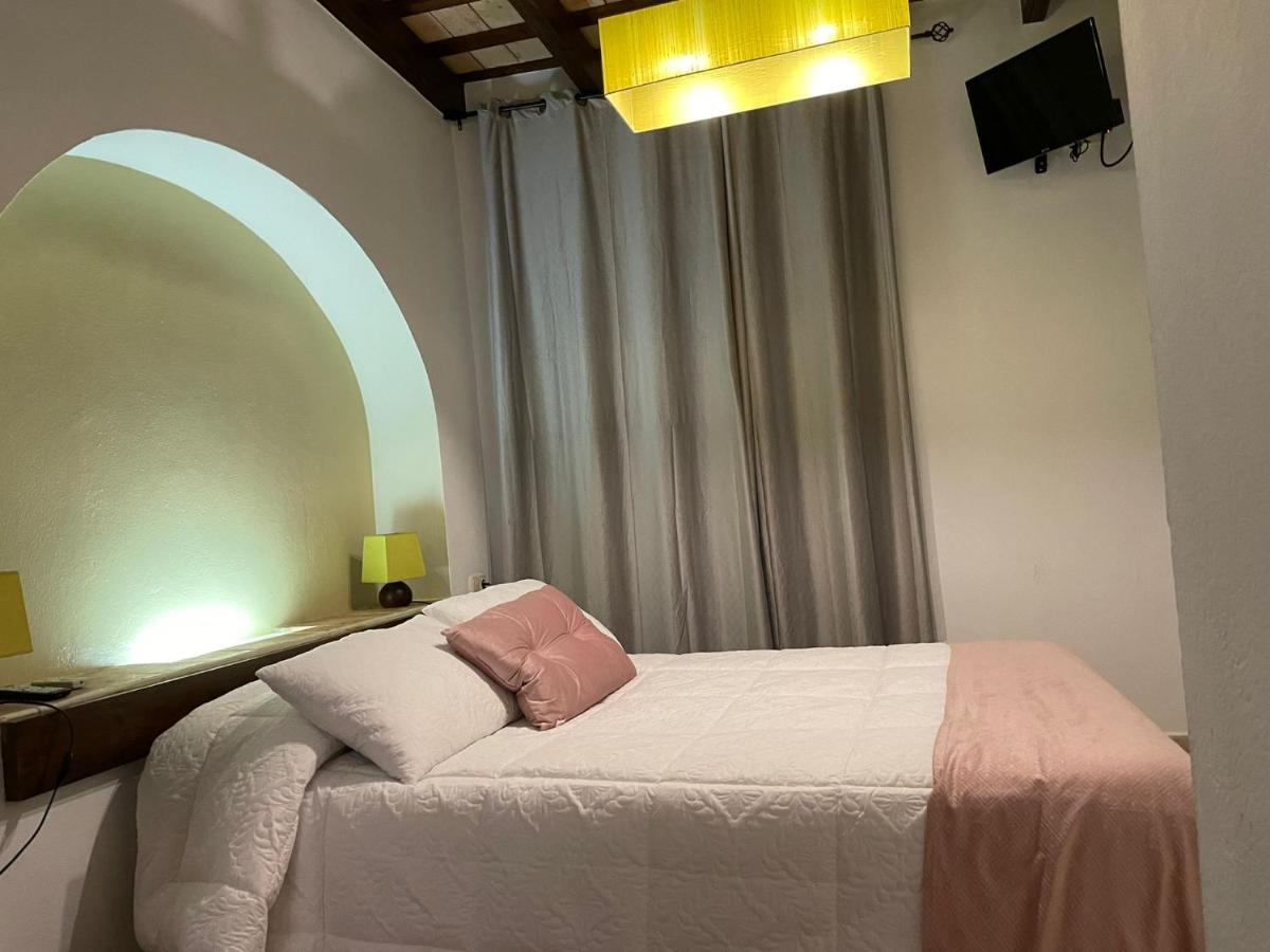 Vagamundos Hotel Tarifa Bagian luar foto