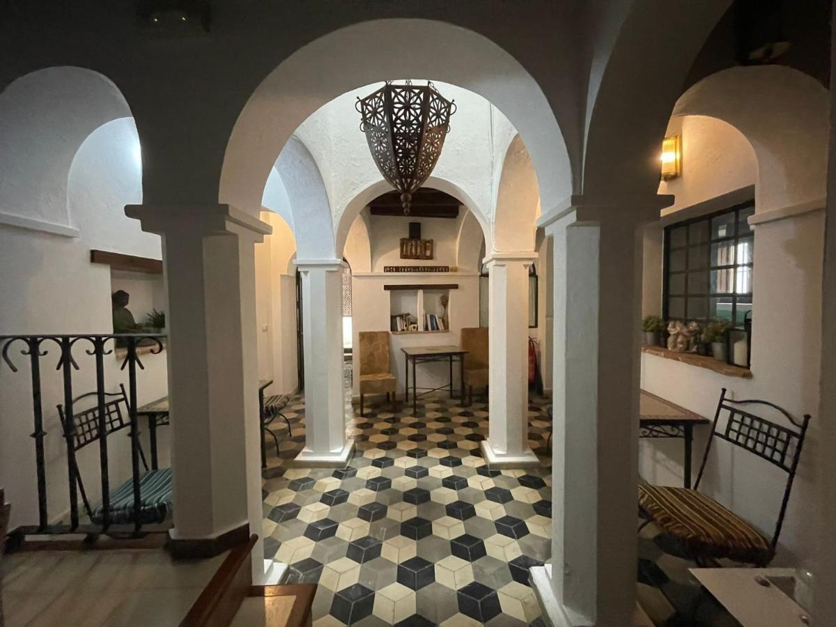 Vagamundos Hotel Tarifa Bagian luar foto