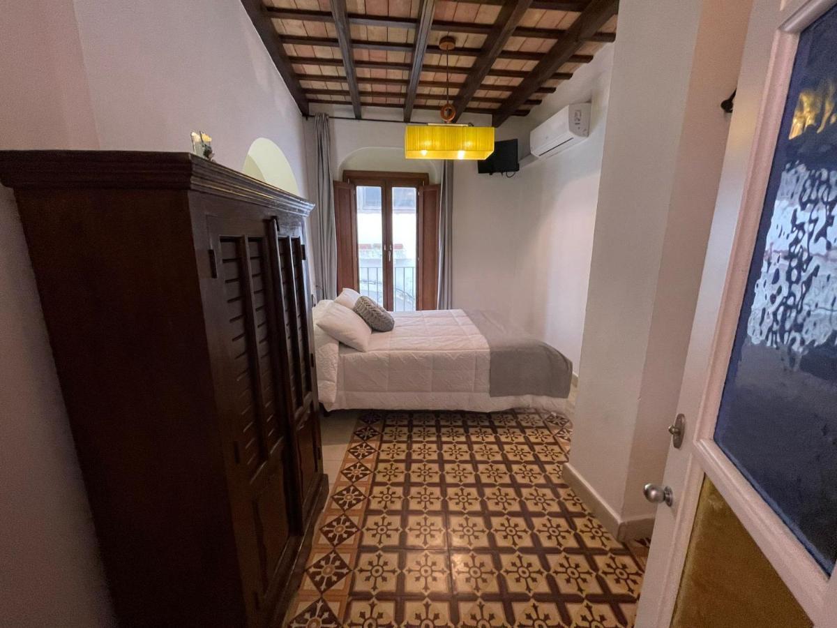 Vagamundos Hotel Tarifa Bagian luar foto