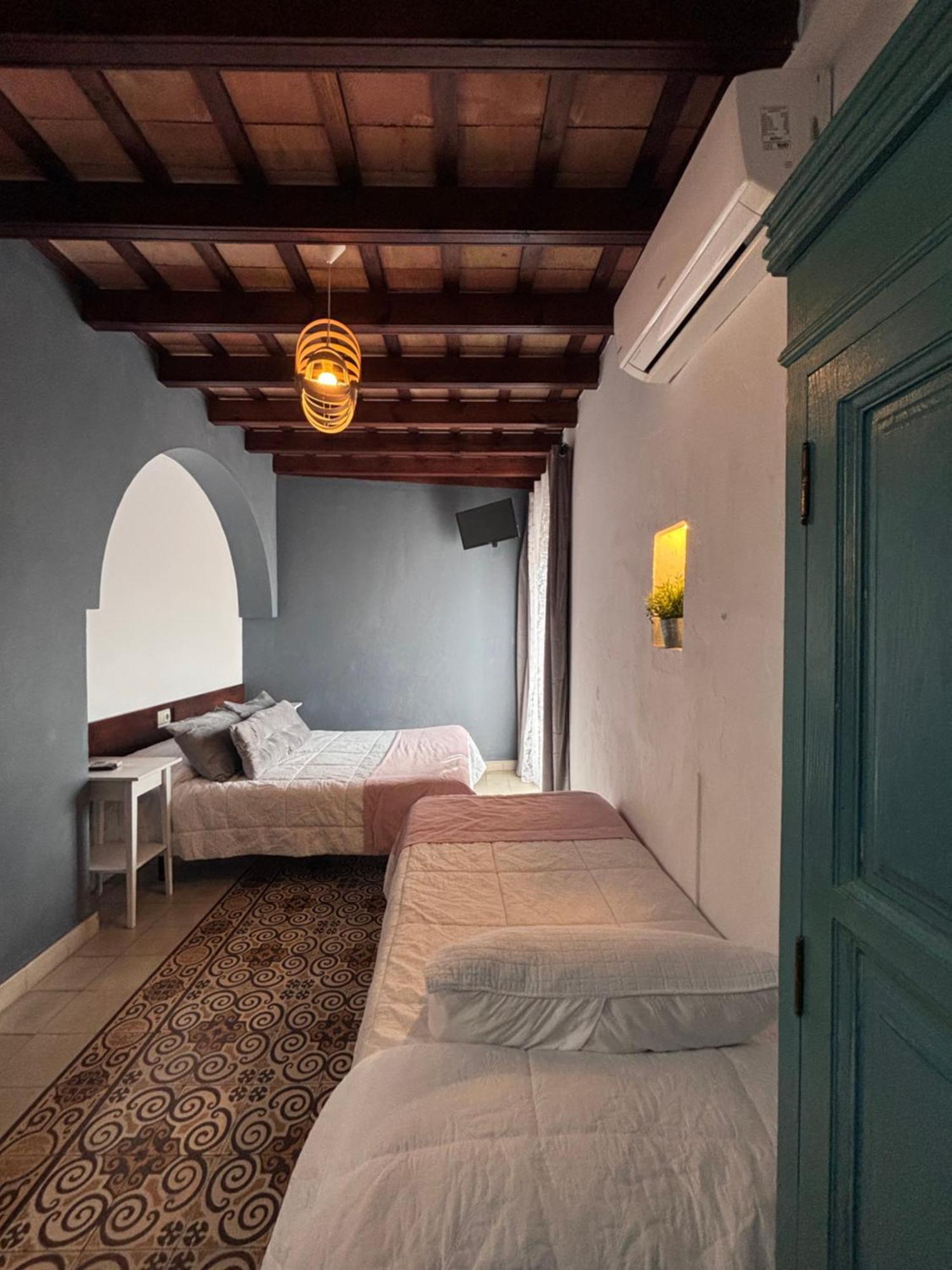 Vagamundos Hotel Tarifa Bagian luar foto